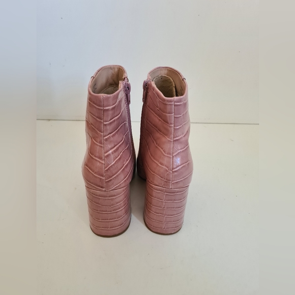 Dorothy Perkins pink faux leather ankle boots mock croc block heel new - Picture 4 of 8